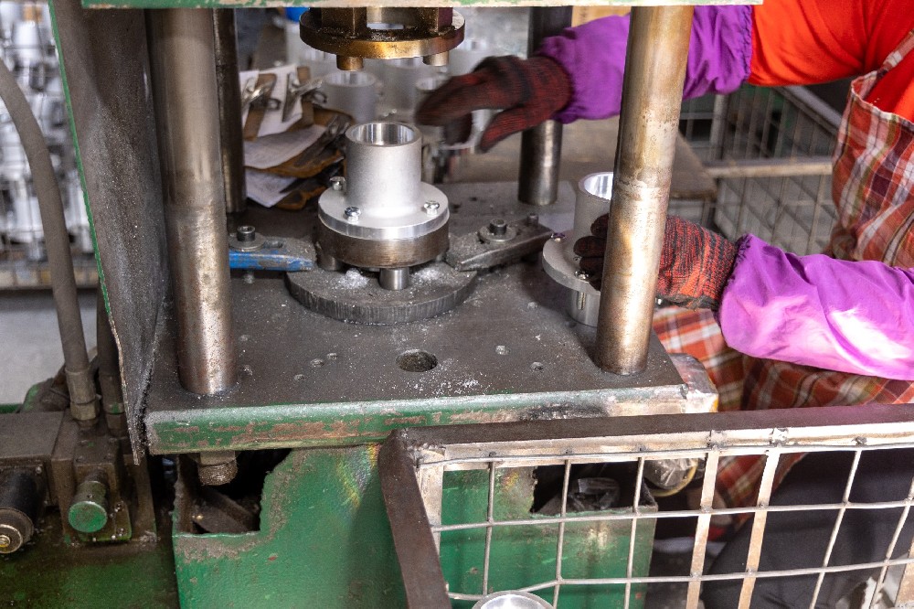 鋁壓鑄成型工藝的主要應(yīng)用領(lǐng)域是什么？